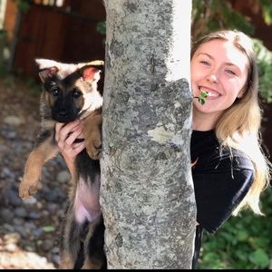 Meet your Posher, Brianna